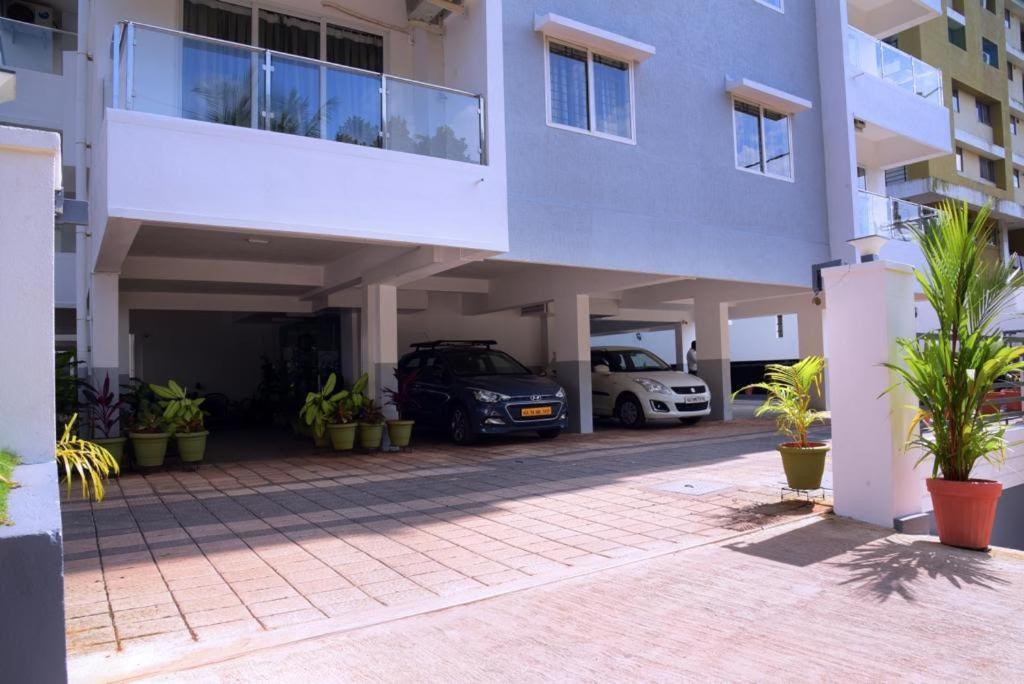Manipal Atalia Service Apartments Экстерьер фото