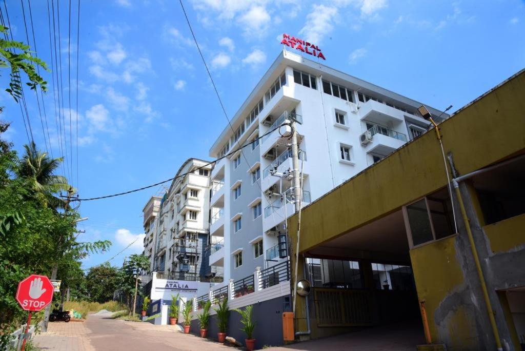 Manipal Atalia Service Apartments Экстерьер фото