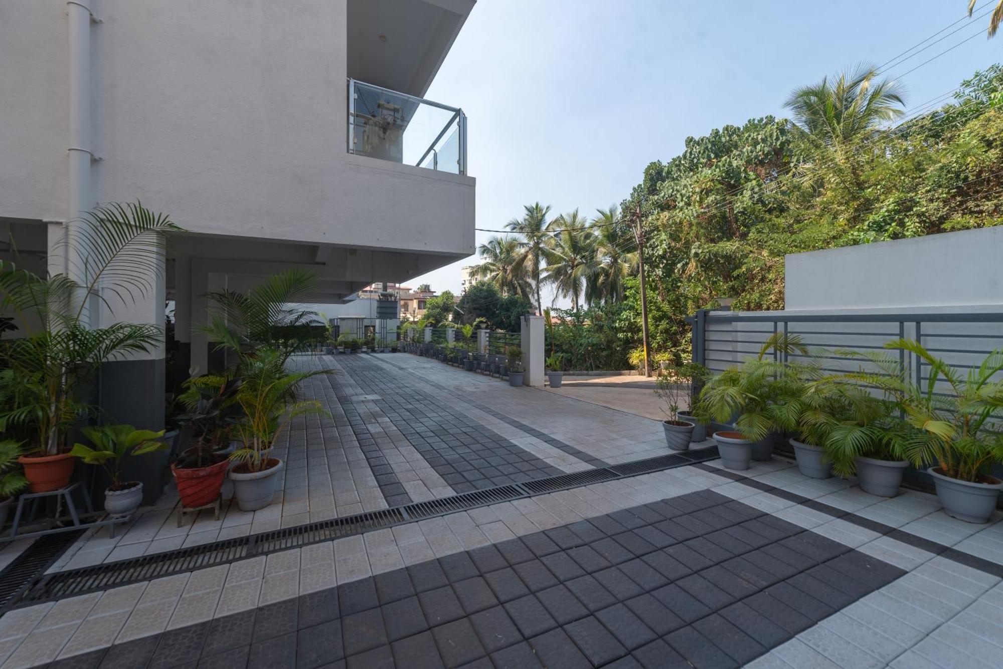Manipal Atalia Service Apartments Экстерьер фото