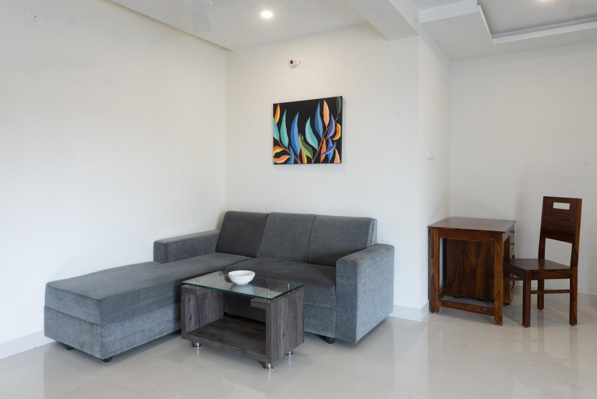 Manipal Atalia Service Apartments Экстерьер фото