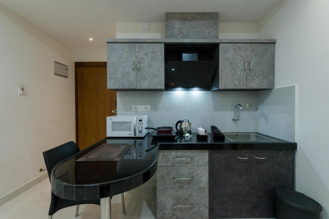 Manipal Atalia Service Apartments Экстерьер фото